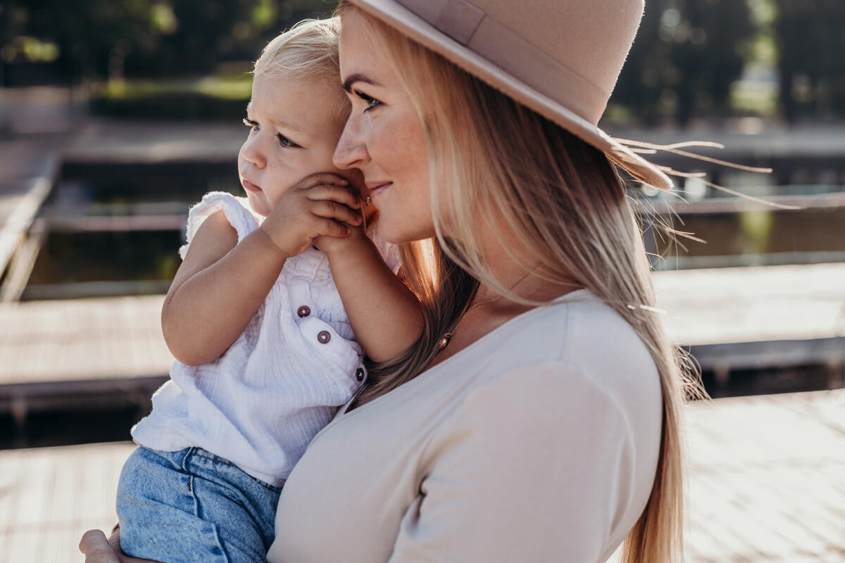 Naturalna fotografia rodzinna