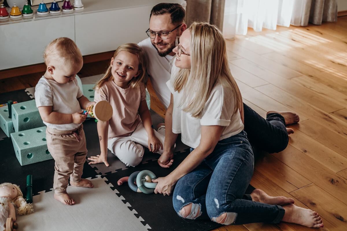 27. Sesja rodzinna w domu klienta